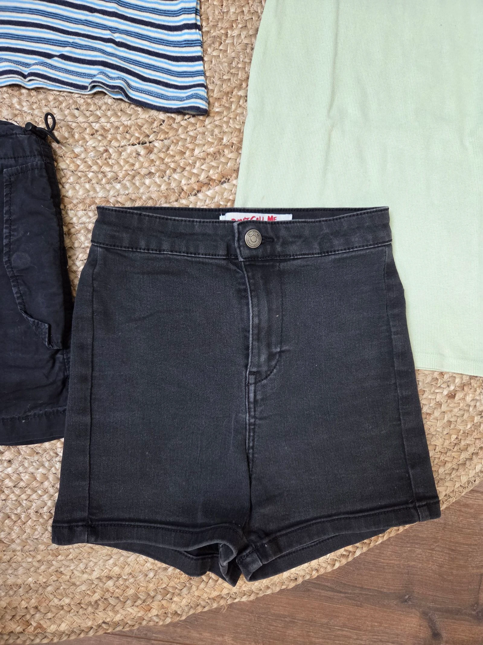 Lote roupas verão PP camisetas shorts vestido – photo 2
